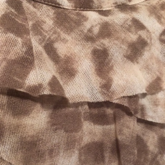 Women's Chico's Cream & Taupe Print Top 2, US Size (12/14 - L) - Picture 4 of 10